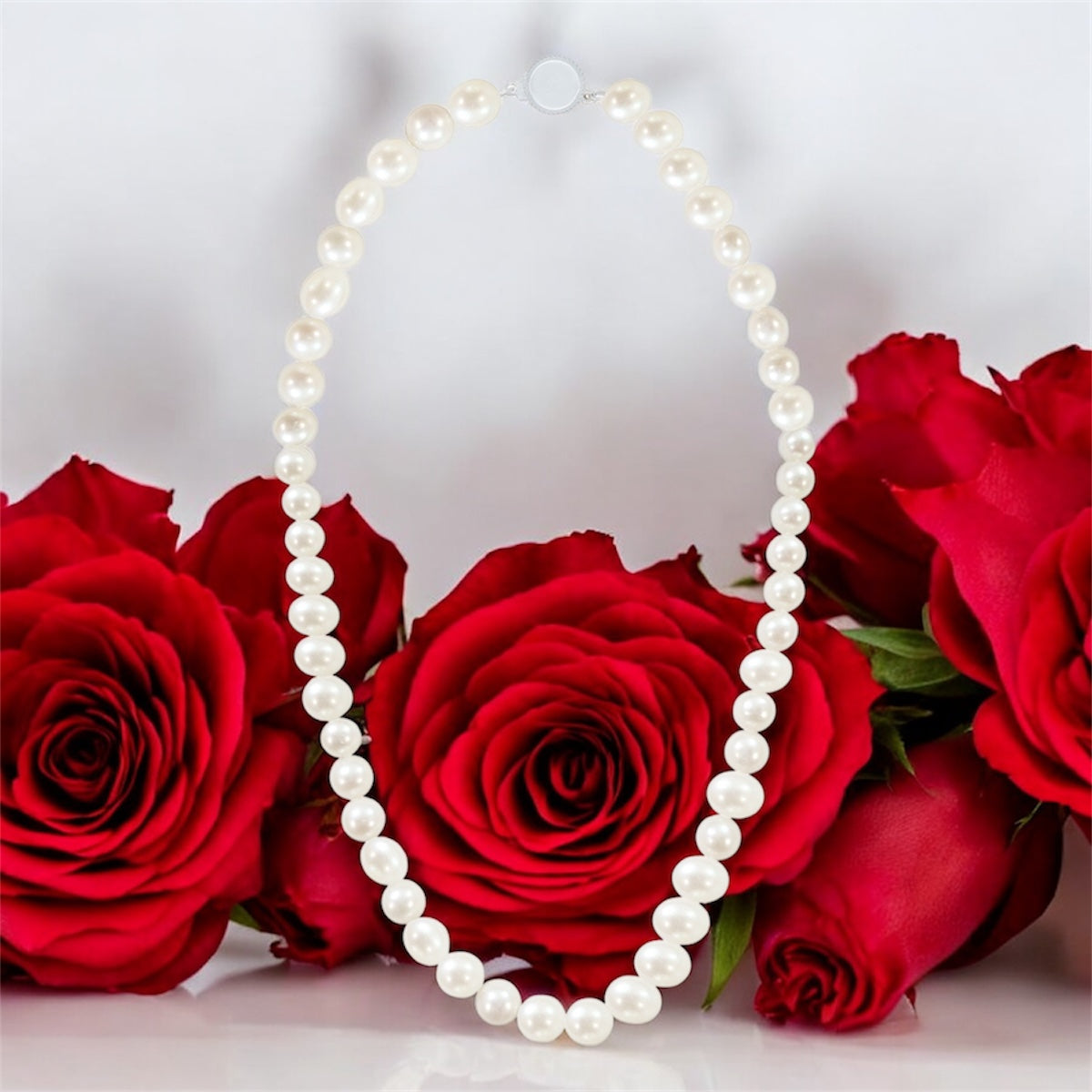 Silidia Pearl Necklace