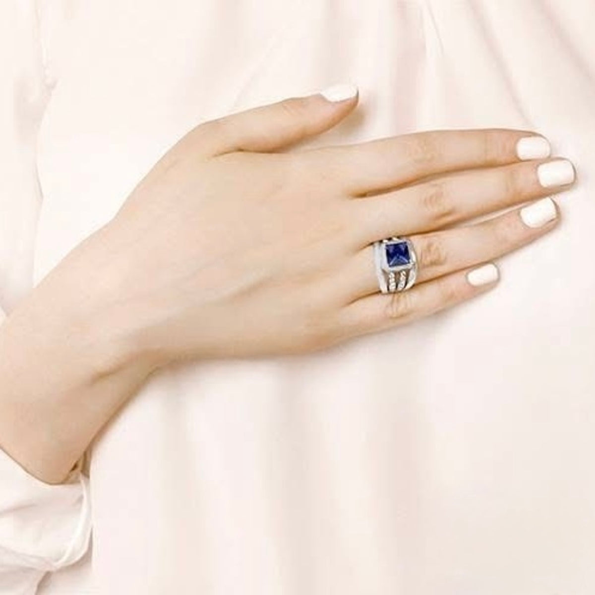Silidia Square Ring with Dark Blue Zirconia