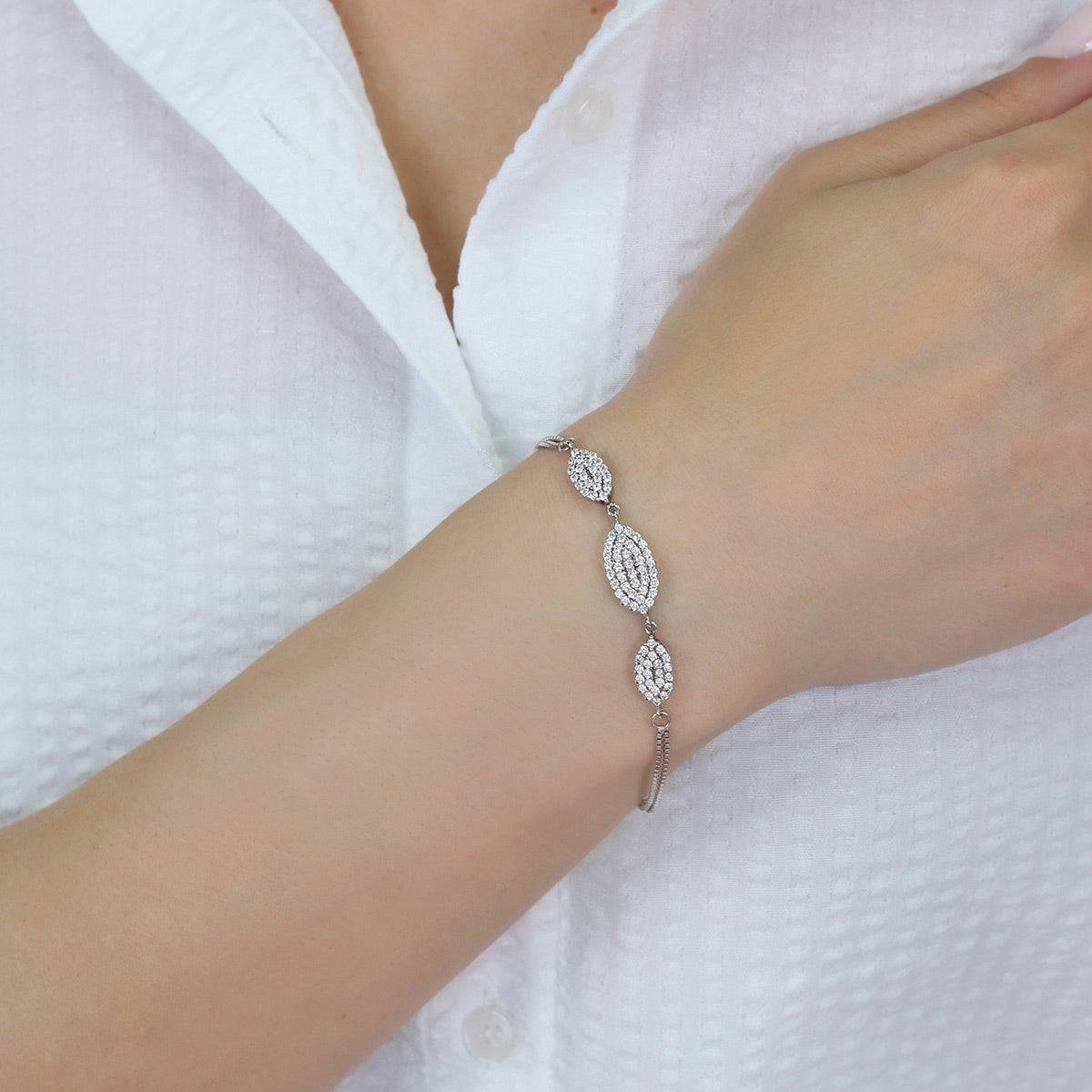 Silidia Oval Bracelet