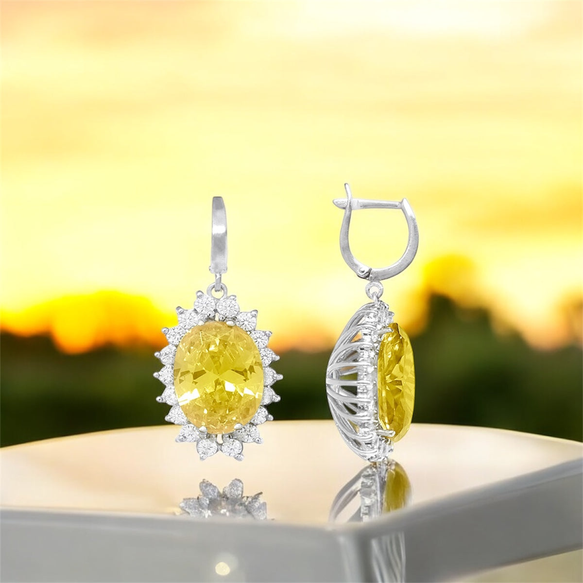 Silidia Oval Earrings