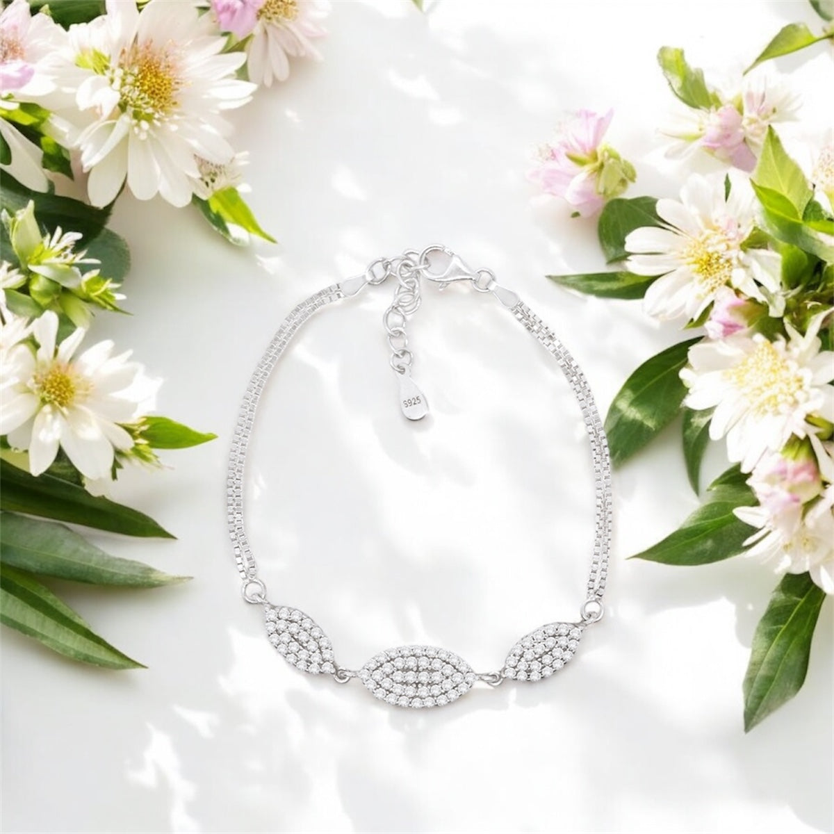 Silidia Oval Bracelet