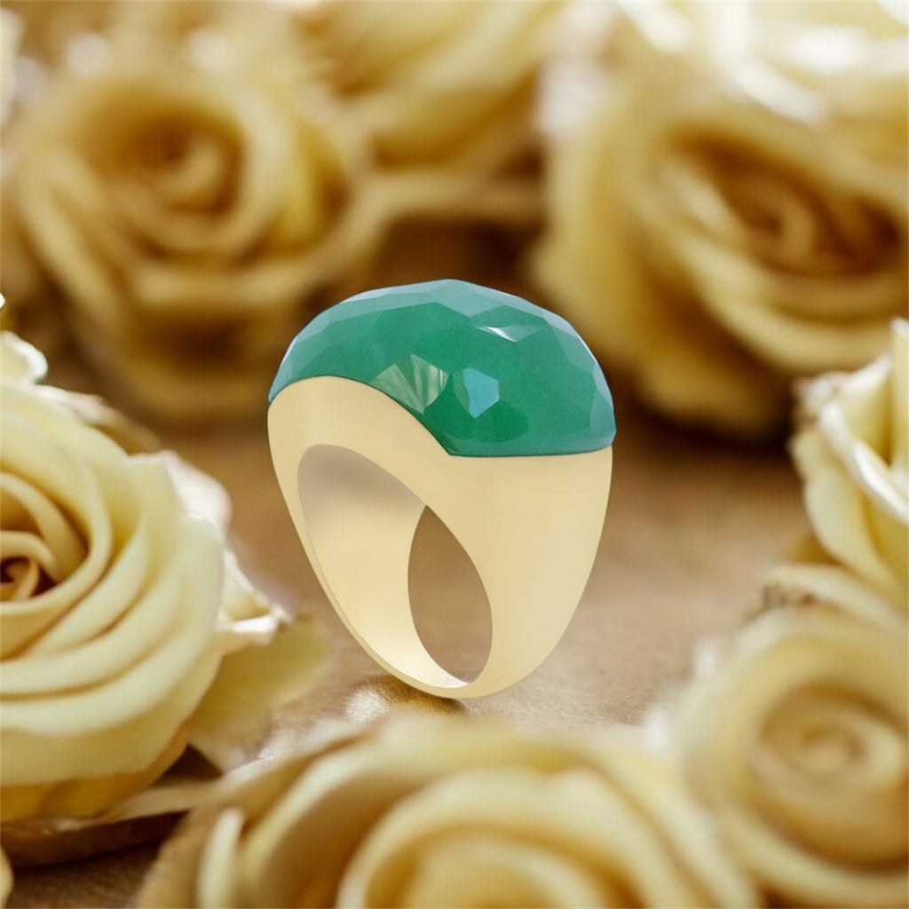 925 Silver Ring with Green Faceted Stone