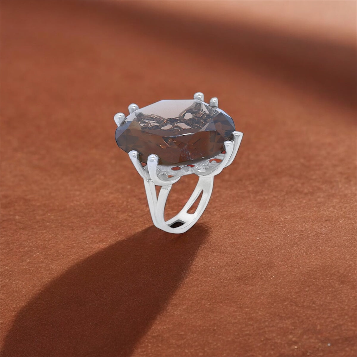 The Elegant Silver Ring with Smoky Brown Gemstone