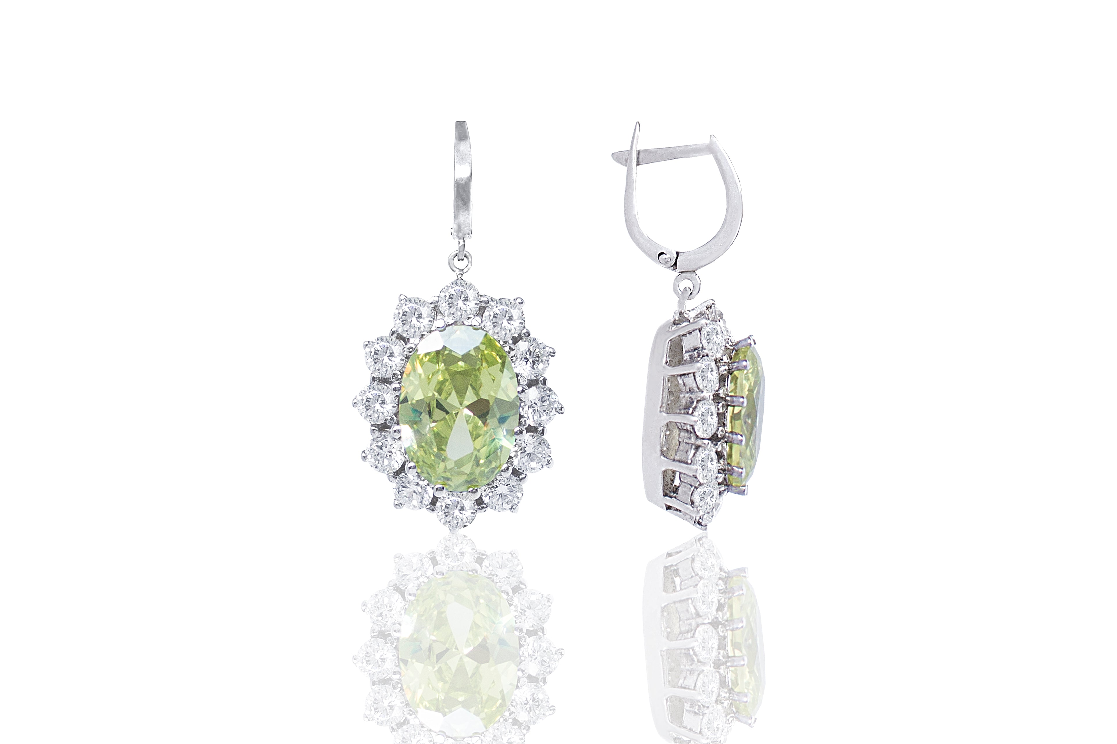 Silidia Oval Earrings