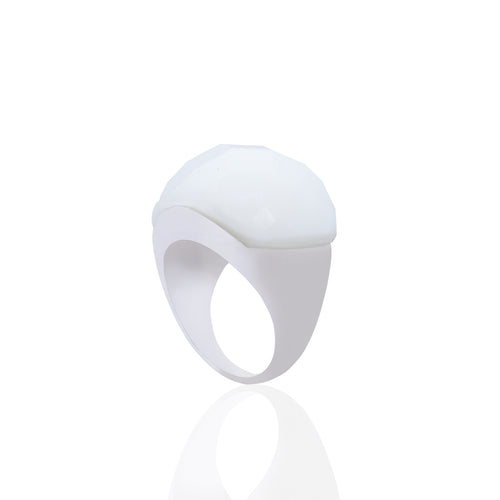925 Silver Ring with White Faceted Stone