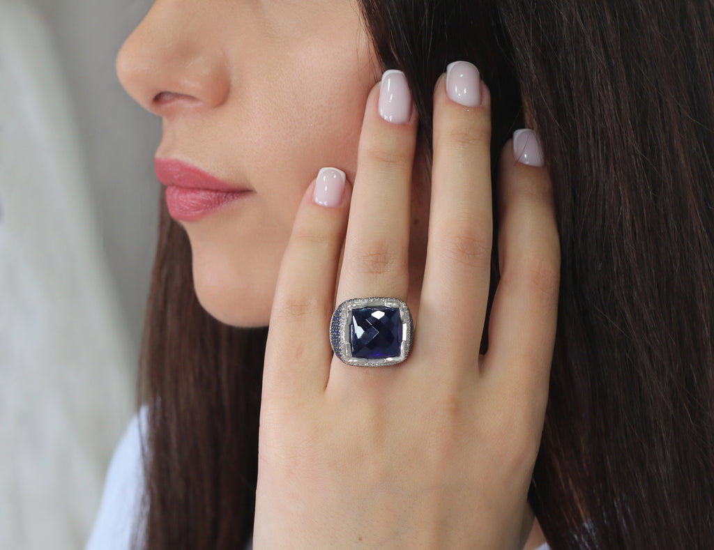 Silidia Square Ring