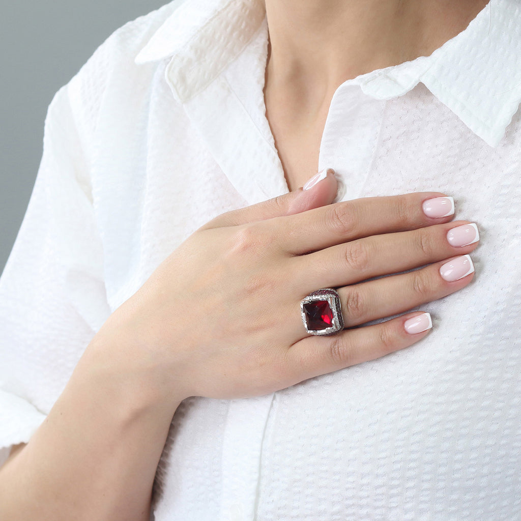 Silidia Square Ring